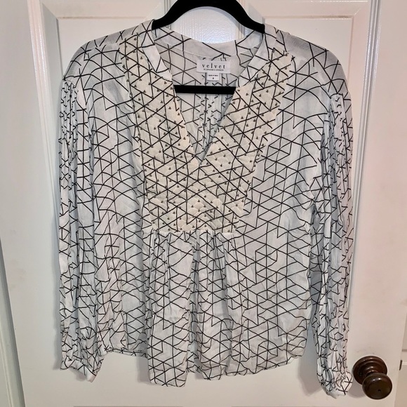 Velvet by Graham & Spencer Printed Peasant Blouse - Picture 1 of 7